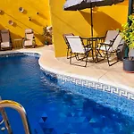 Paraiso Del Mar- Privada Con Piscina Propia Y Vista Al Mar Cerca De La Playa Holiday home