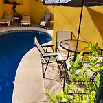Paraiso Del Mar- Privada Con Piscina Propia Y Vista Al Mar Cerca De La Playa Holiday home