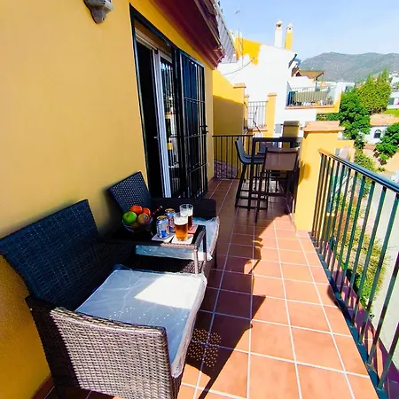 Paraiso Del Mar- Privada Con Piscina Propia Y Vista Al Mar Cerca De La Playa פואנגירולה