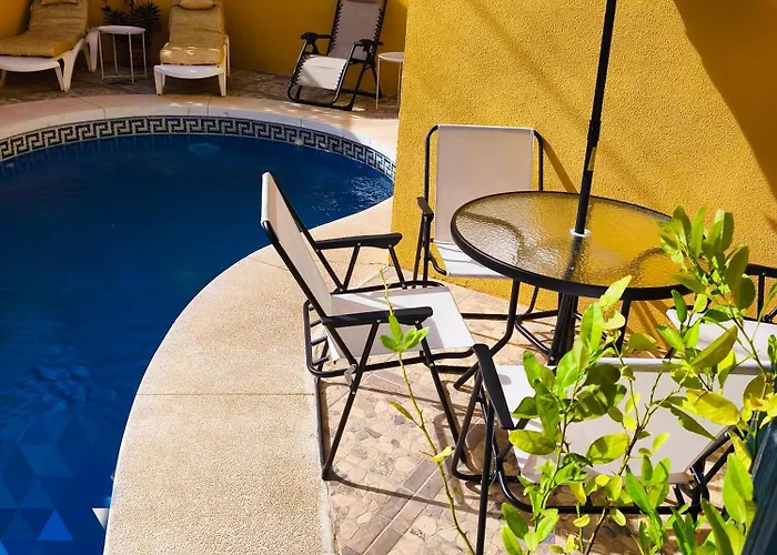 Paraiso Del Mar- Privada Con Piscina Propia Y Vista Al Mar Cerca De La Playa 度假居